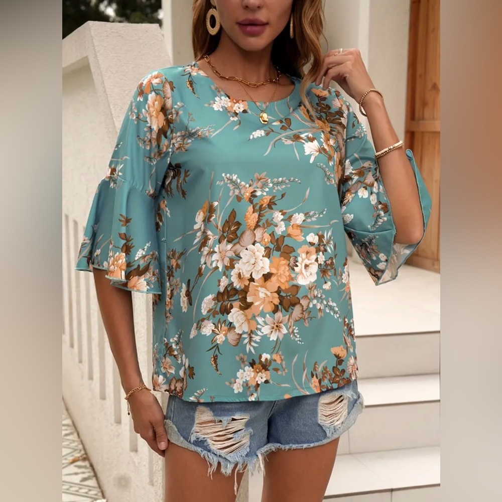 NWOT Women’s Teal Floral Print Bell Sleeve Crew Neck Casual Blouse Size S-XL